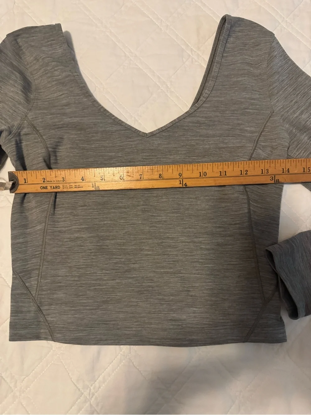 lululemon athletica size fitted